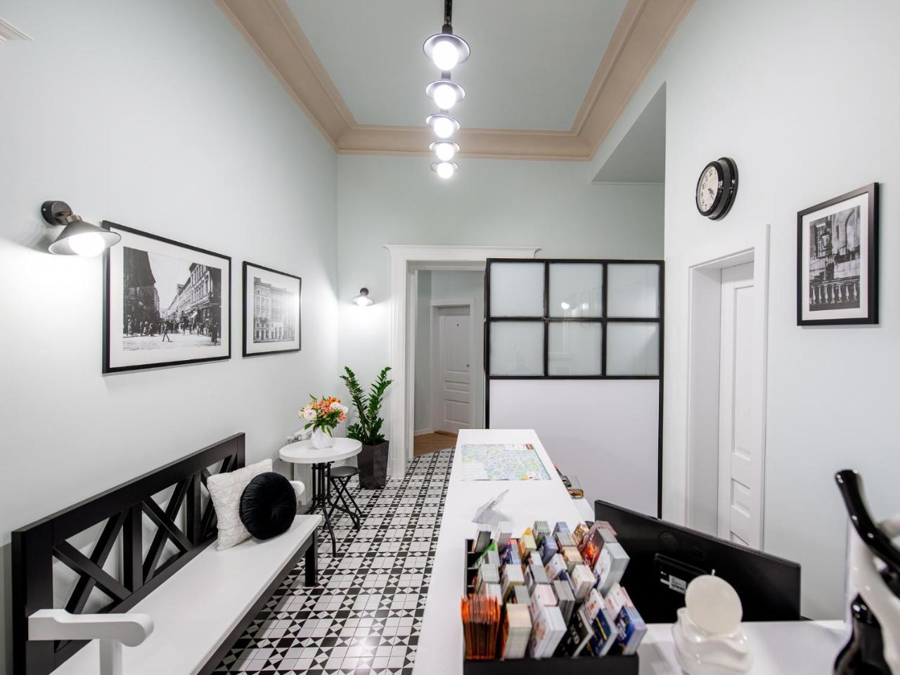 Art Deco Central Rooms Львов Интерьер фото